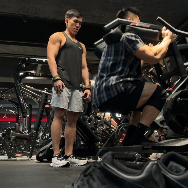 M Torture Machine Squat thumbnail