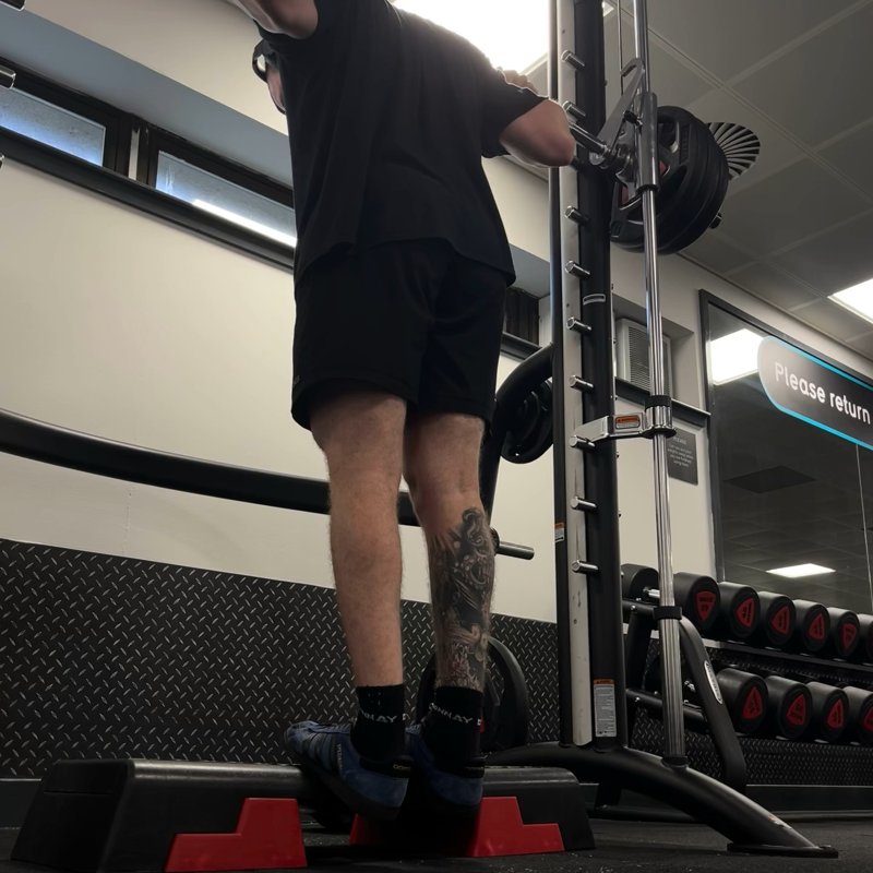 Standing Smith Machine Calf Raise thumbnail