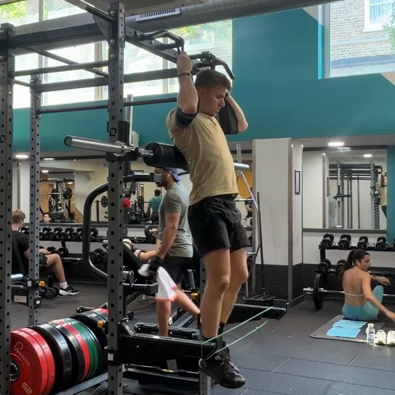 Hanging Leg Raises video demonstration