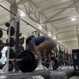 Sumo Deadlift demonstration