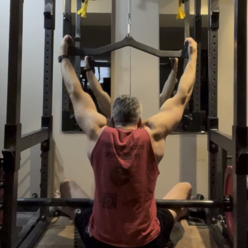 Neutral Wide Grip Lat Pulldown thumbnail