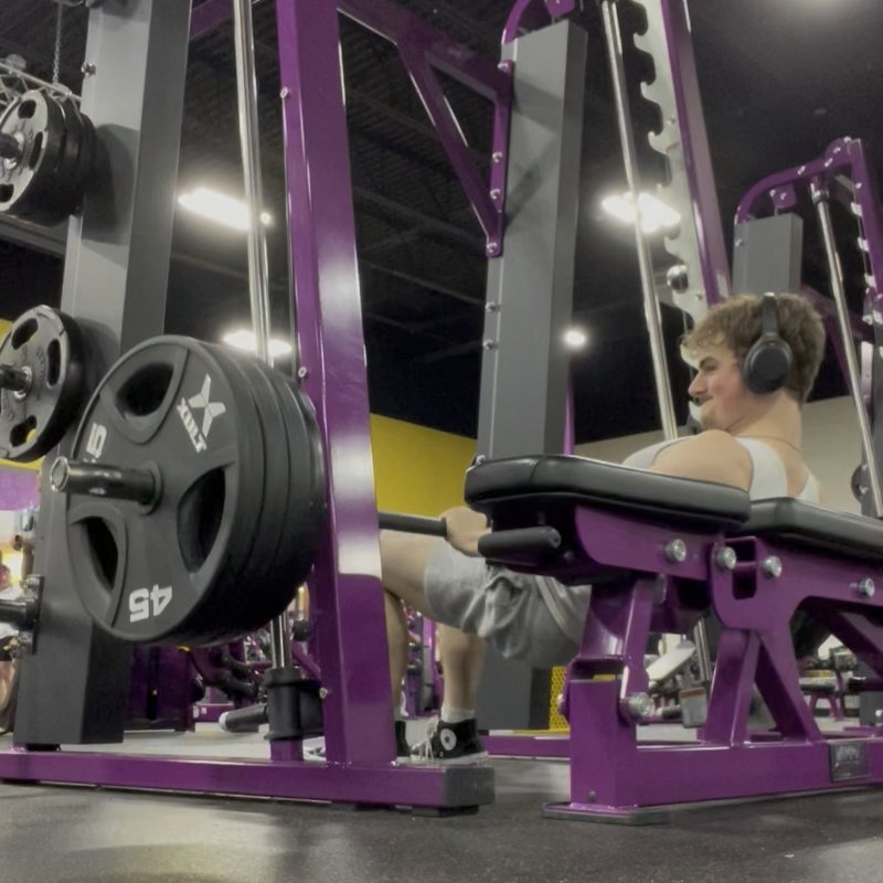 Smith Machine Hip Thrust thumbnail