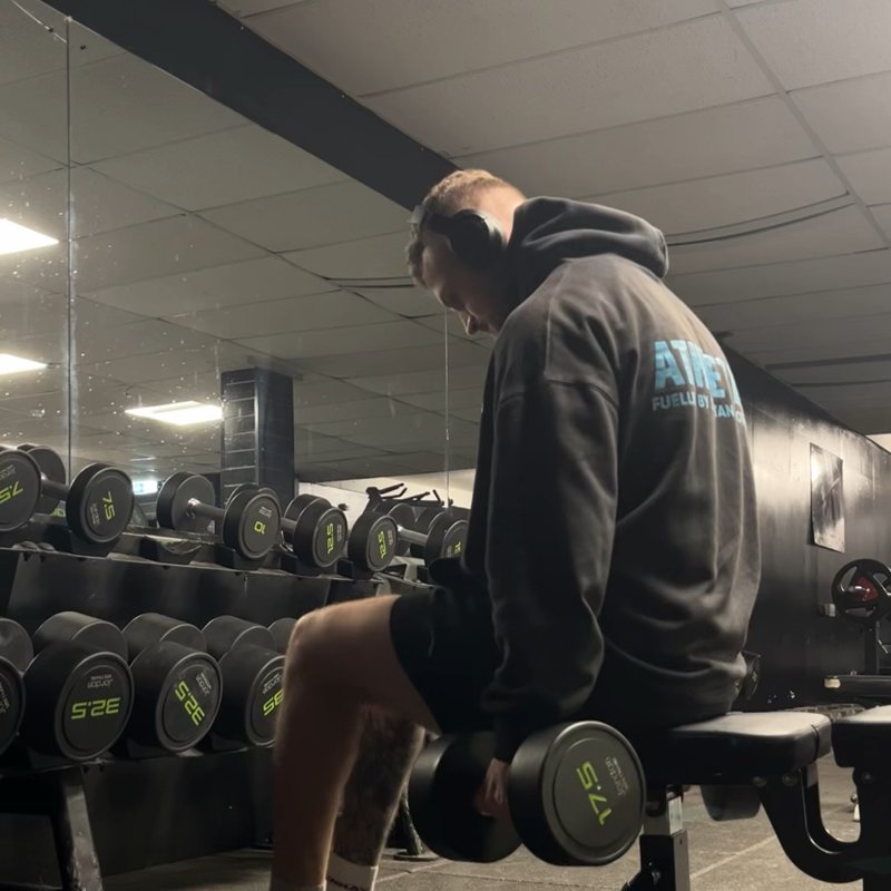 Laterall Raise - Dumbells thumbnail