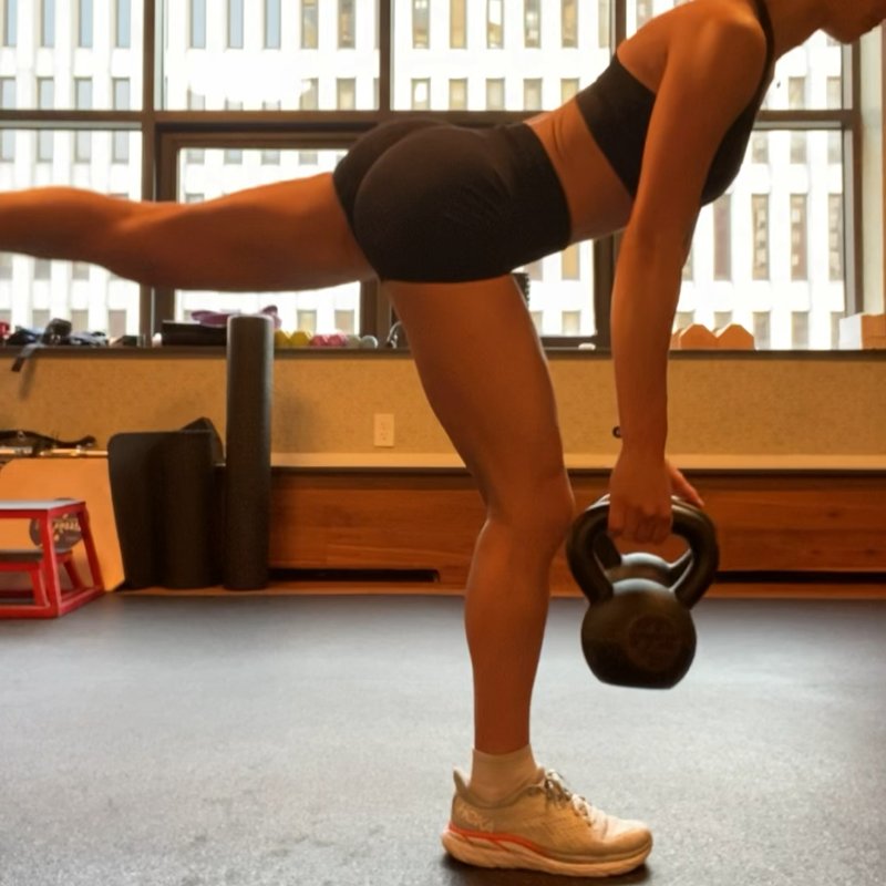 Single Leg Kettlebell RDL thumbnail