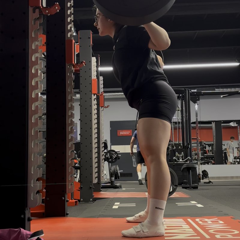 Beltless Sleeveless Low Bar Squat thumbnail