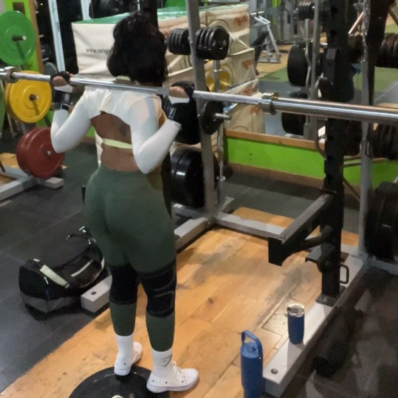 Barbell Incline Squat thumbnail