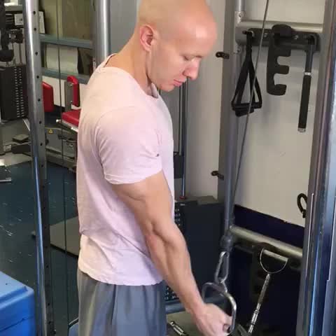 One-Arm Reverse Pushdowns thumbnail