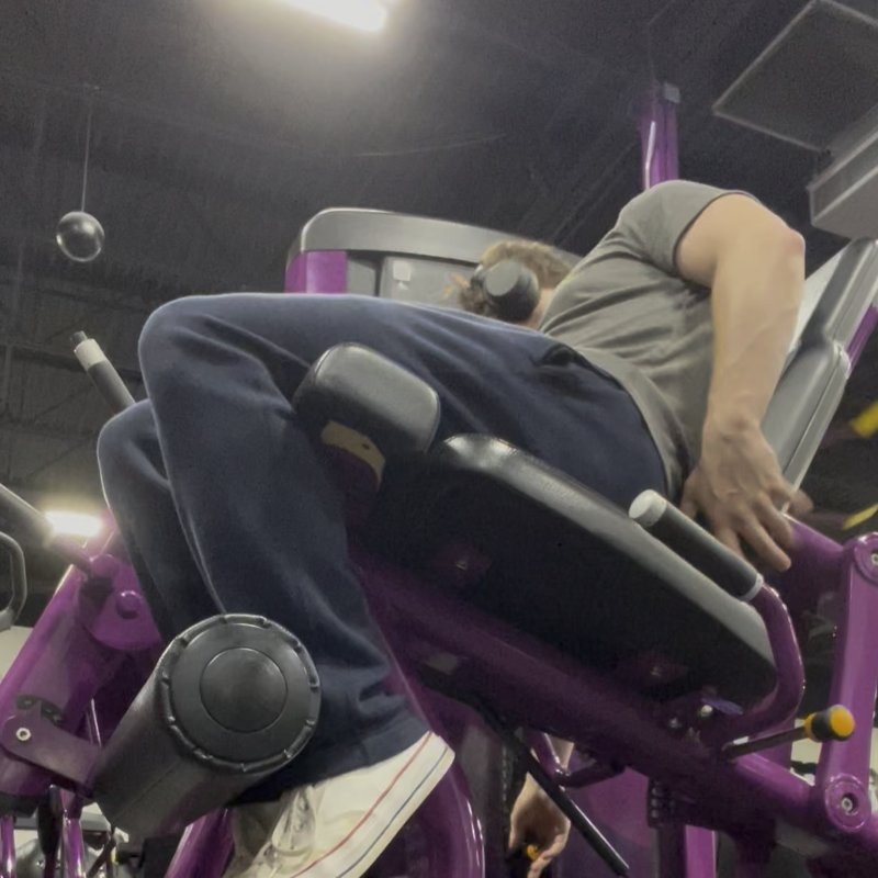 Life Fitness Leg Extension thumbnail