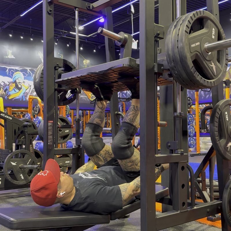 Atlantis Vertical Leg Press thumbnail