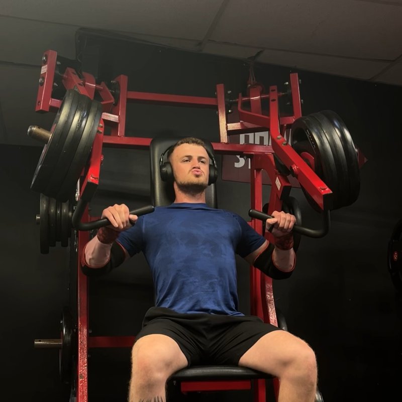 Hammer Strength Incline Press