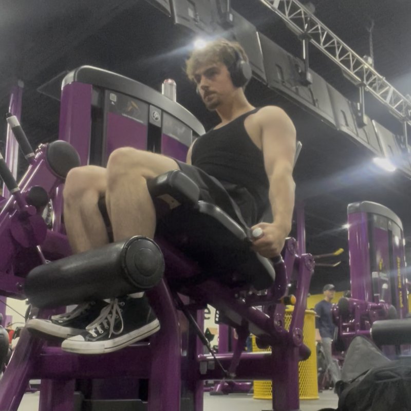 Life Fitness Leg Extension thumbnail