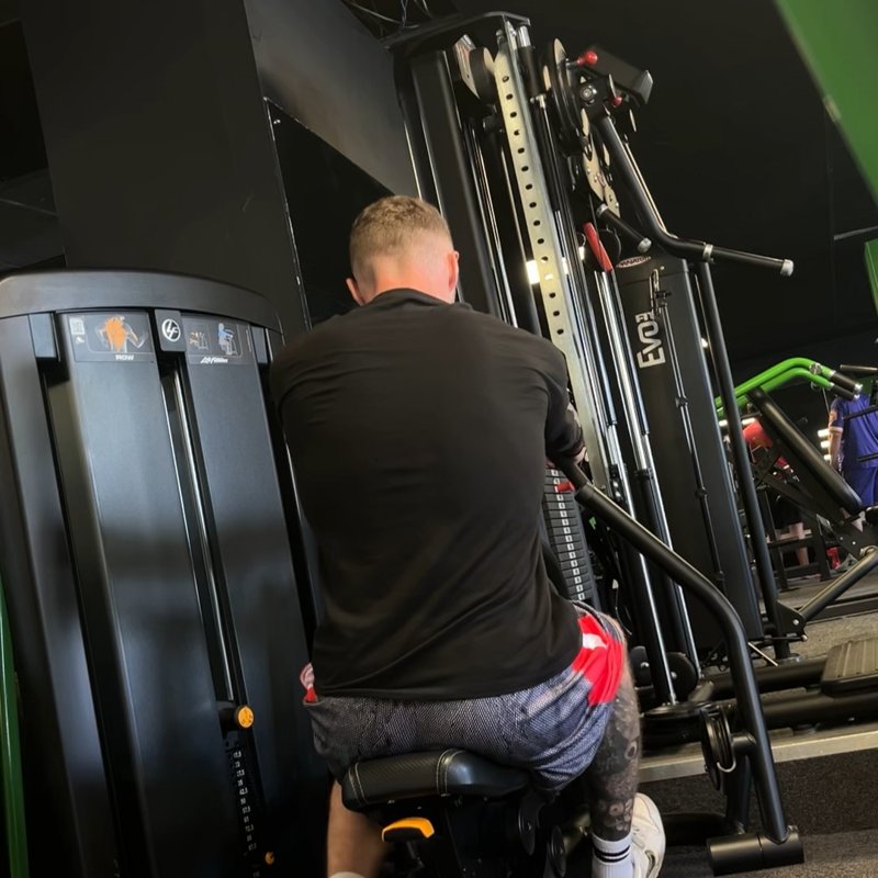 Life Fitness Chest Supported Row Machine thumbnail