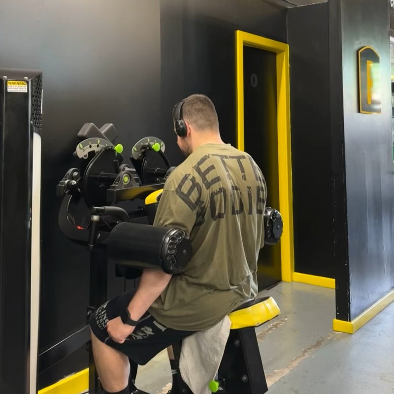 Prime Fitness Lateral Raise Machine thumbnail
