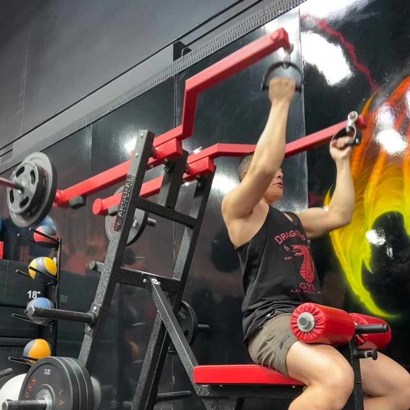 Arsenal Plate Loaded Lat Pulldown thumbnail