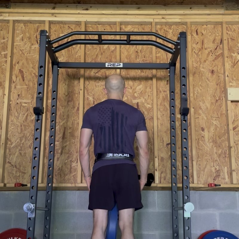 Weighted Hammer-Grip Pull Up thumbnail