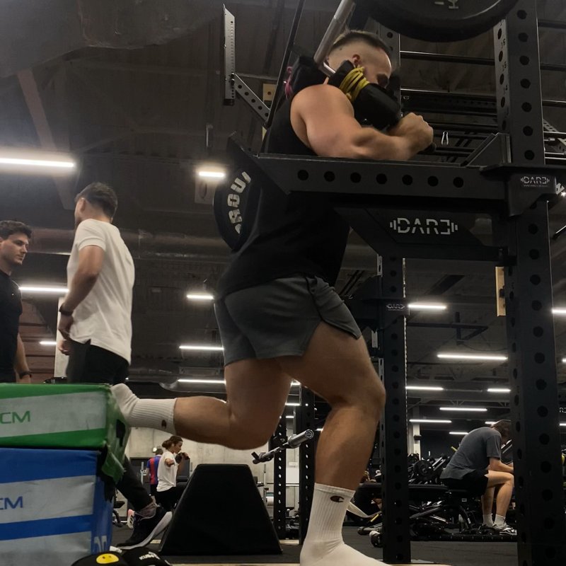 Safety Bar Bulgarian Split Squat thumbnail
