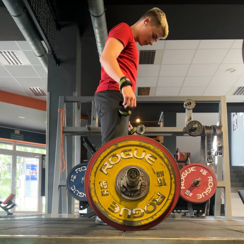 Paused Sumo Deadlift